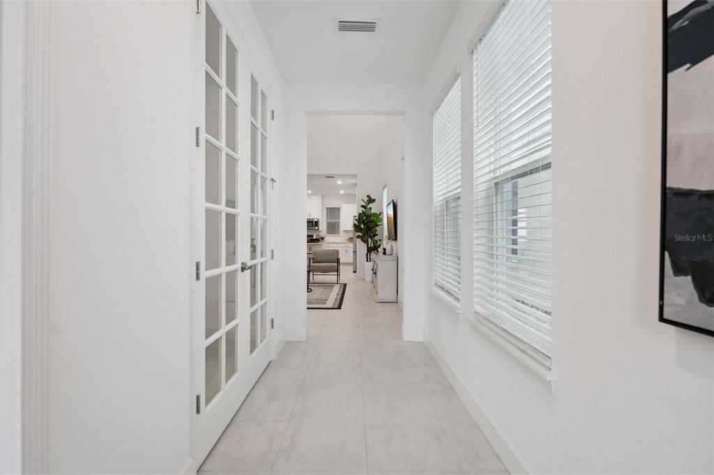 For Sale: $635,000 (4 beds, 4 baths, 2927 Square Feet)