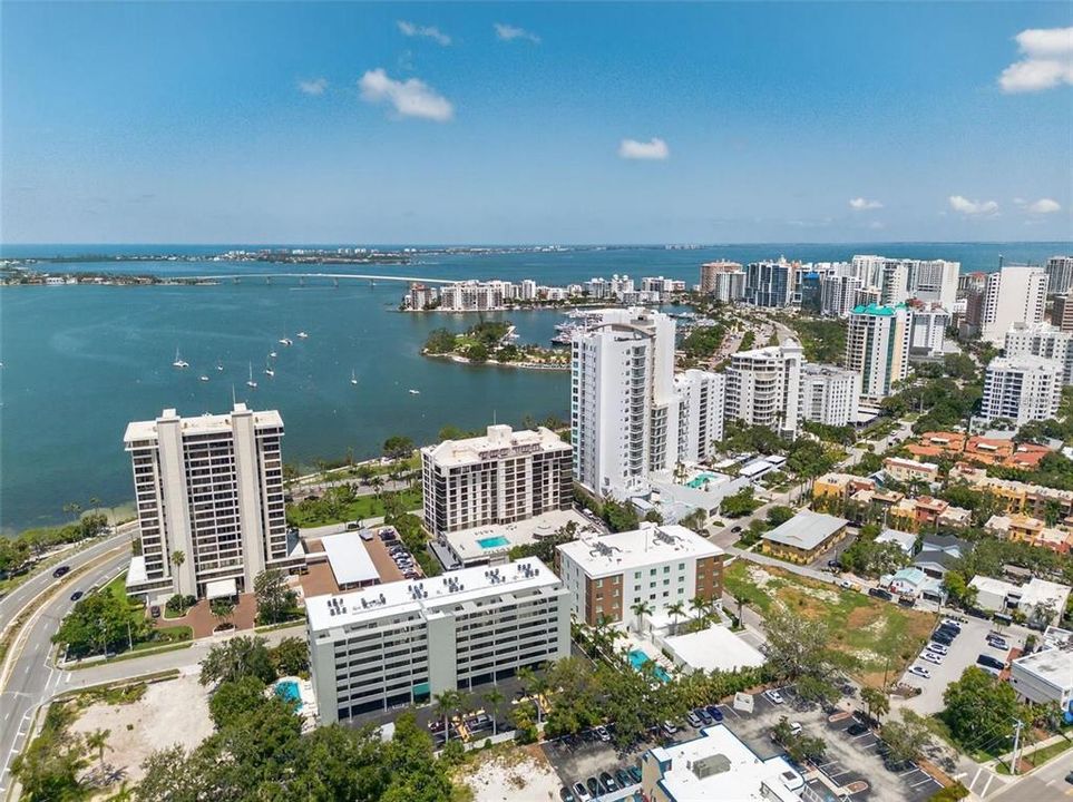 На продажу: $1,525,000 (3 спален, 3 ванн, 1815 Квадратных фут)