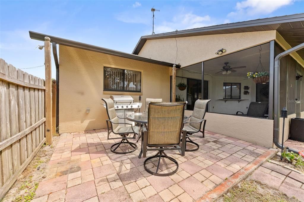 На продажу: $309,900 (3 спален, 2 ванн, 1880 Квадратных фут)