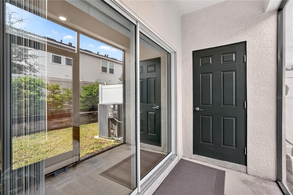 For Sale: $273,900 (2 beds, 2 baths, 1178 Square Feet)