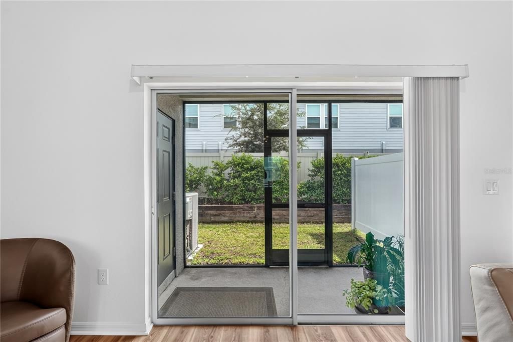 For Sale: $273,900 (2 beds, 2 baths, 1178 Square Feet)
