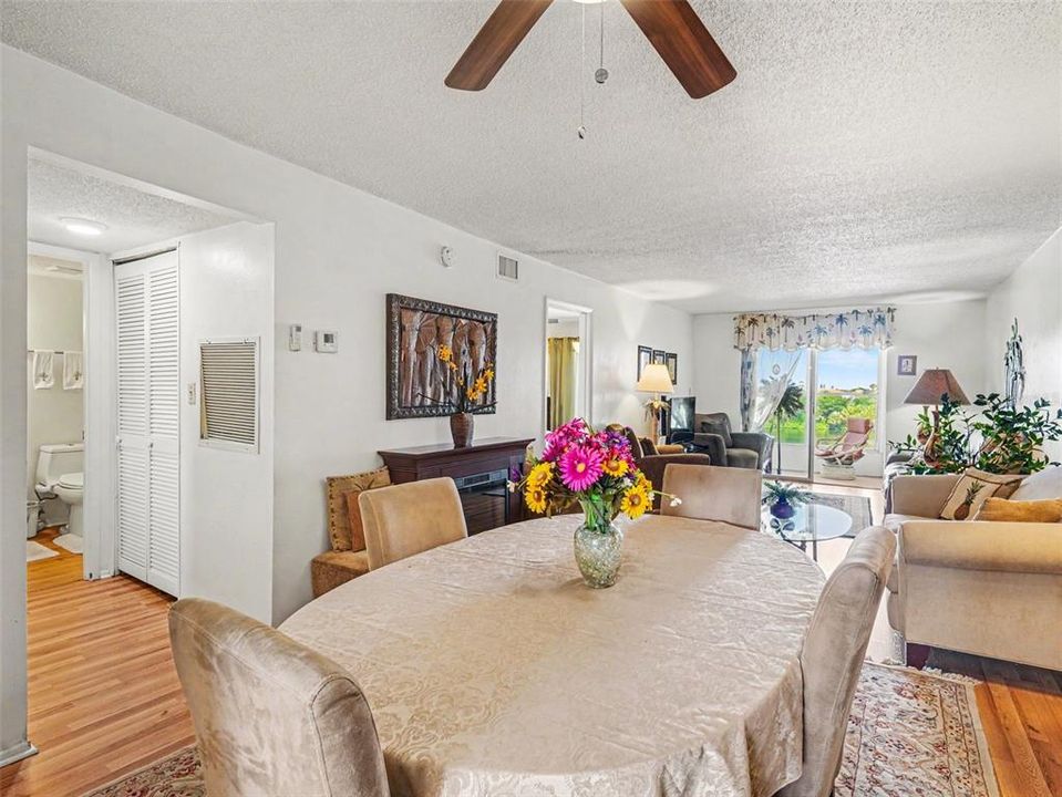 En Venta: $114,999 (2 camas, 1 baños, 960 Pies cuadrados)