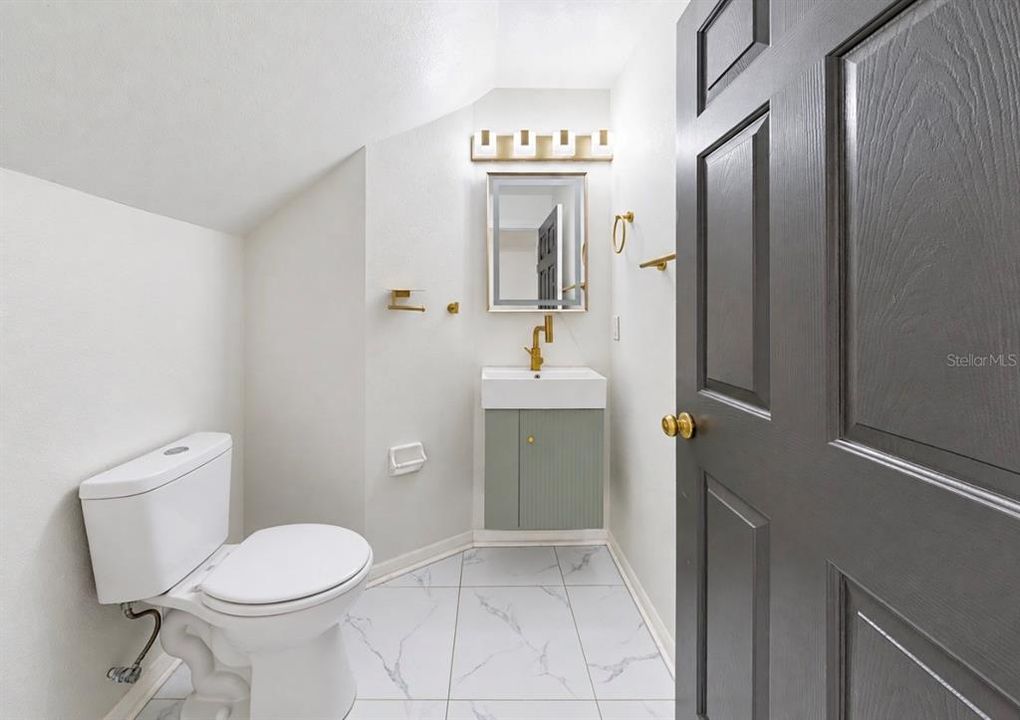 En Renta: $2,500 (5 camas, 2 baños, 2413 Pies cuadrados)
