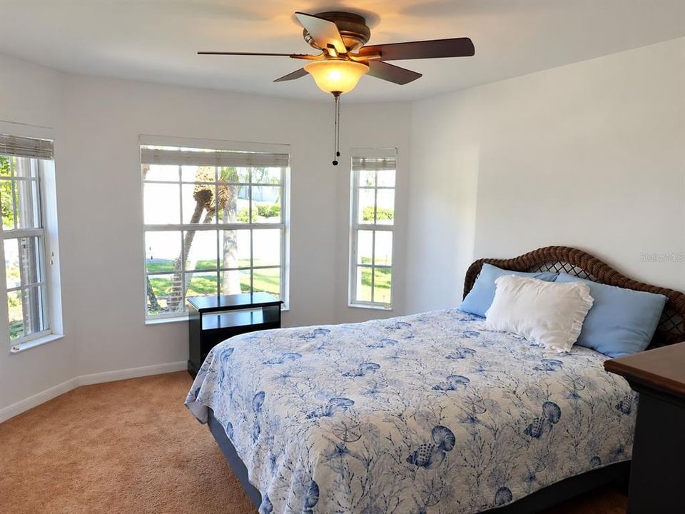 For Sale: $439,000 (2 beds, 2 baths, 1942 Square Feet)