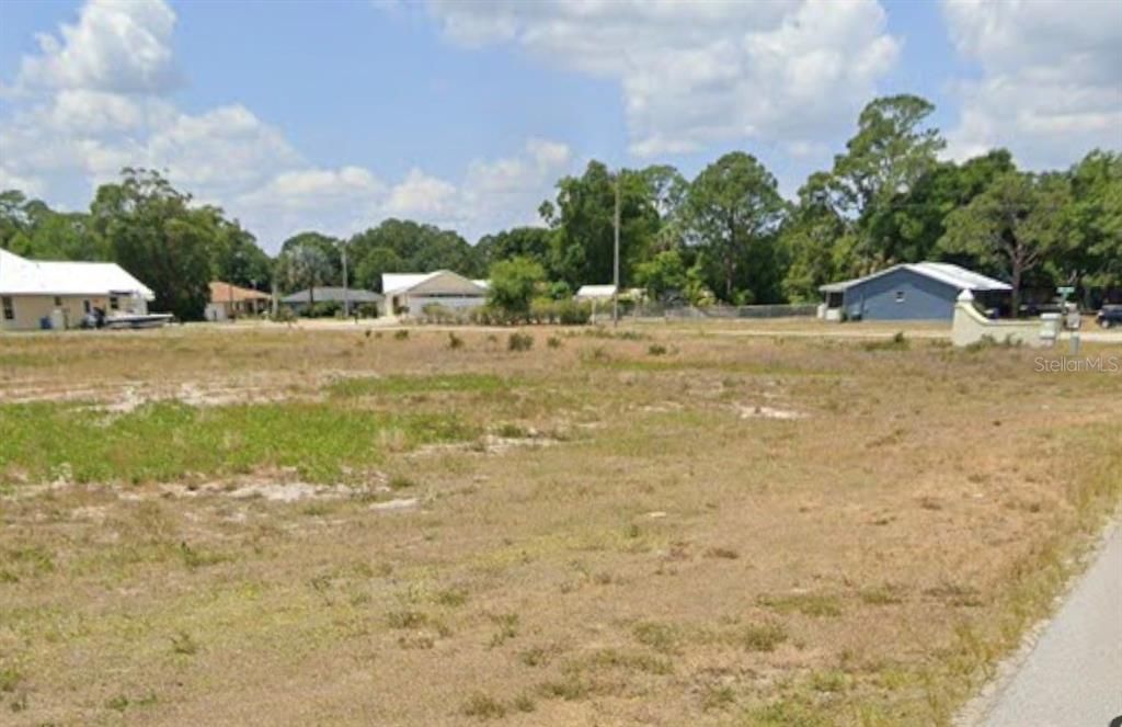 待售: $32,500 (0.31 acres)