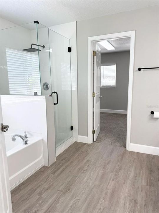 For Sale: $650,000 (3 beds, 2 baths, 2937 Square Feet)