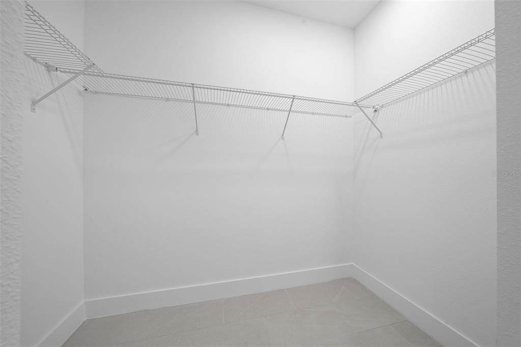 For Sale: $275,000 (3 beds, 2 baths, 1500 Square Feet)
