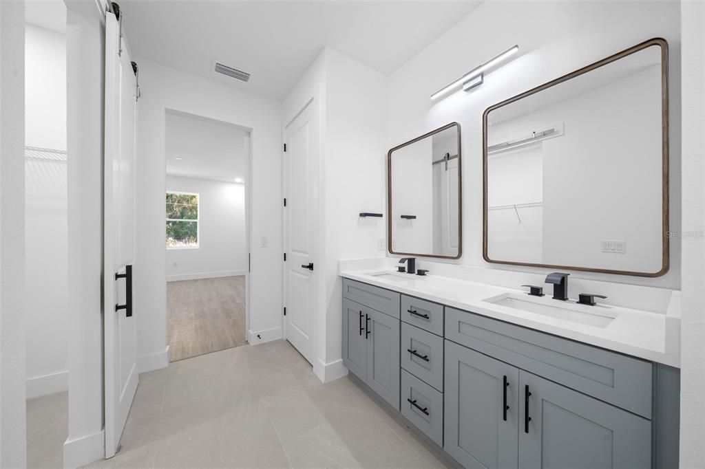 For Sale: $275,000 (3 beds, 2 baths, 1500 Square Feet)