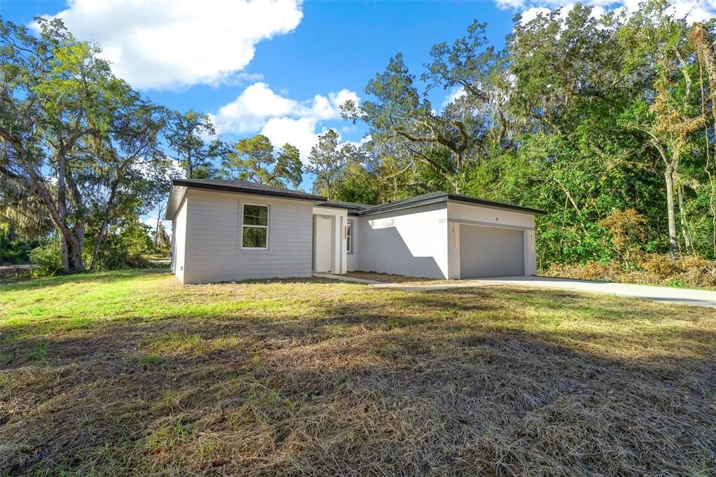 For Sale: $275,000 (3 beds, 2 baths, 1500 Square Feet)