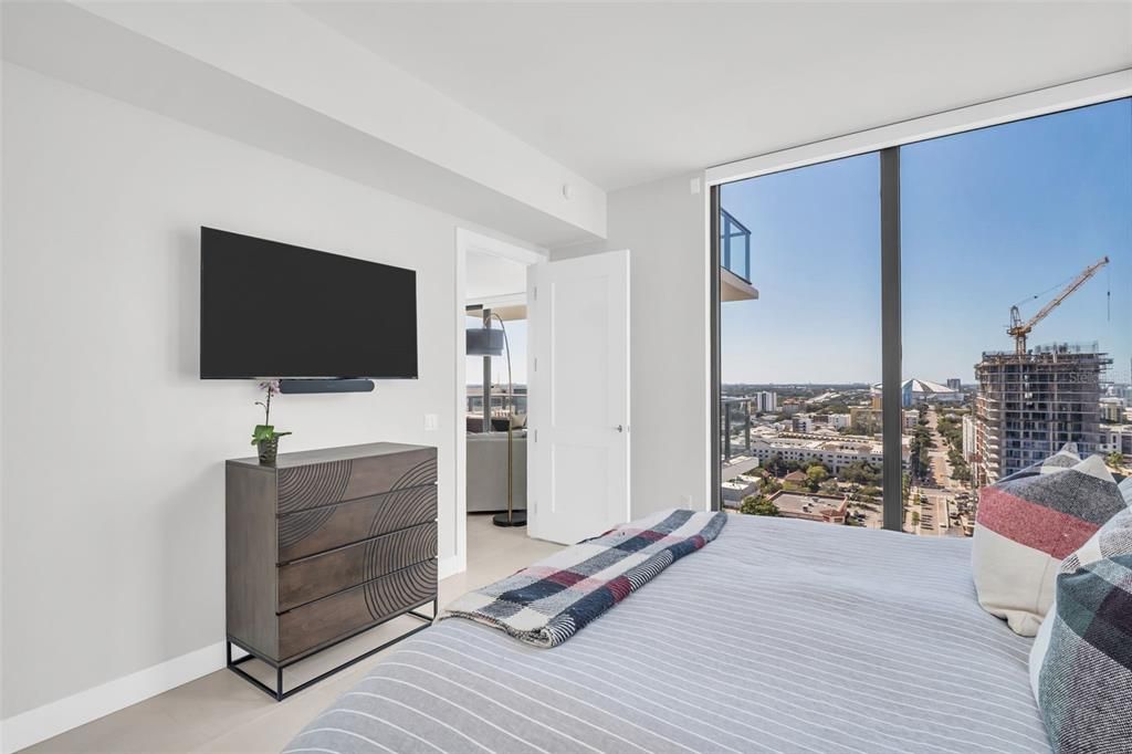 For Sale: $1,199,500 (2 beds, 2 baths, 1663 Square Feet)