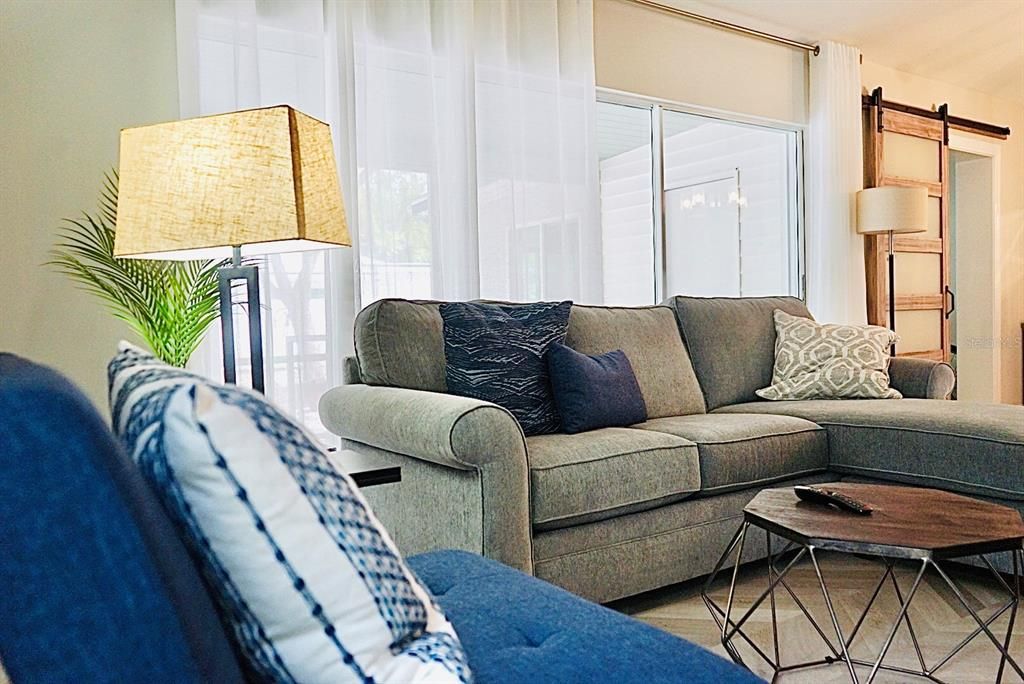 В аренду: $6,900 (3 спален, 2 ванн, 1606 Квадратных фут)
