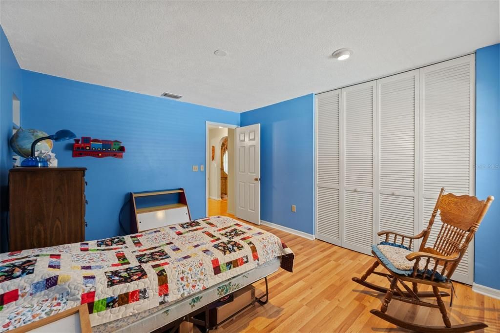 For Sale: $649,900 (5 beds, 3 baths, 3264 Square Feet)