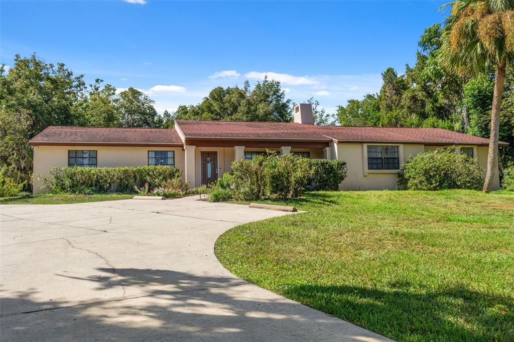 For Sale: $649,900 (5 beds, 3 baths, 3264 Square Feet)