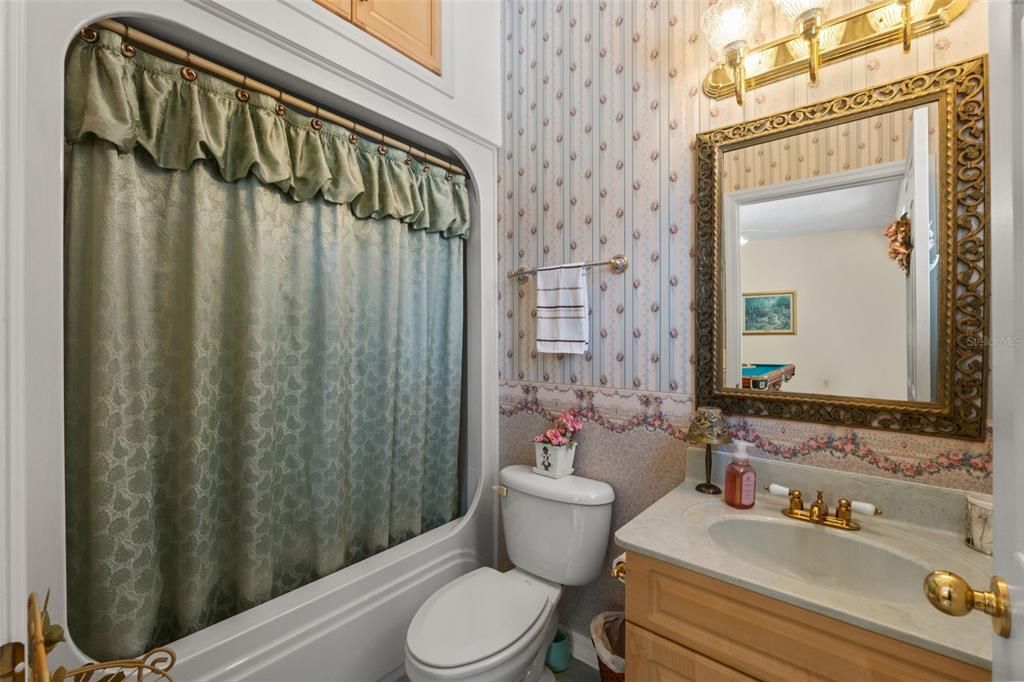 For Sale: $649,900 (5 beds, 3 baths, 3264 Square Feet)