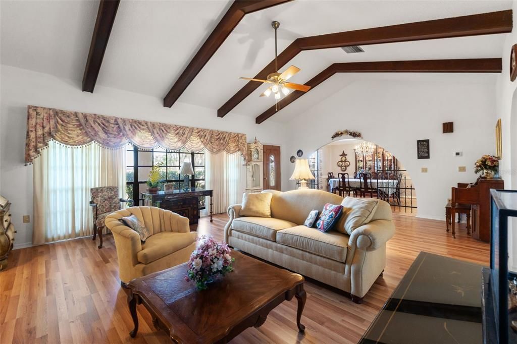 For Sale: $649,900 (5 beds, 3 baths, 3264 Square Feet)