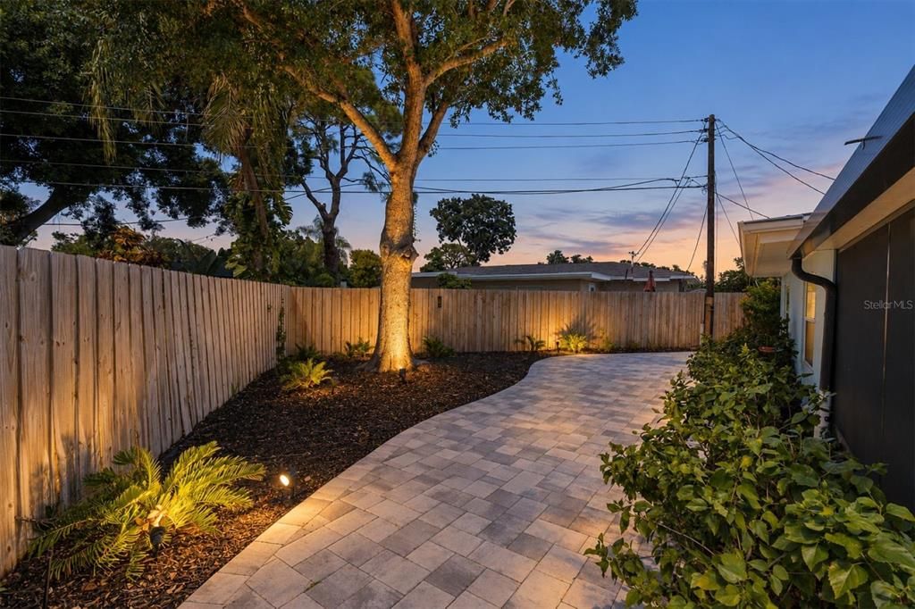 For Sale: $436,000 (3 beds, 2 baths, 1437 Square Feet)