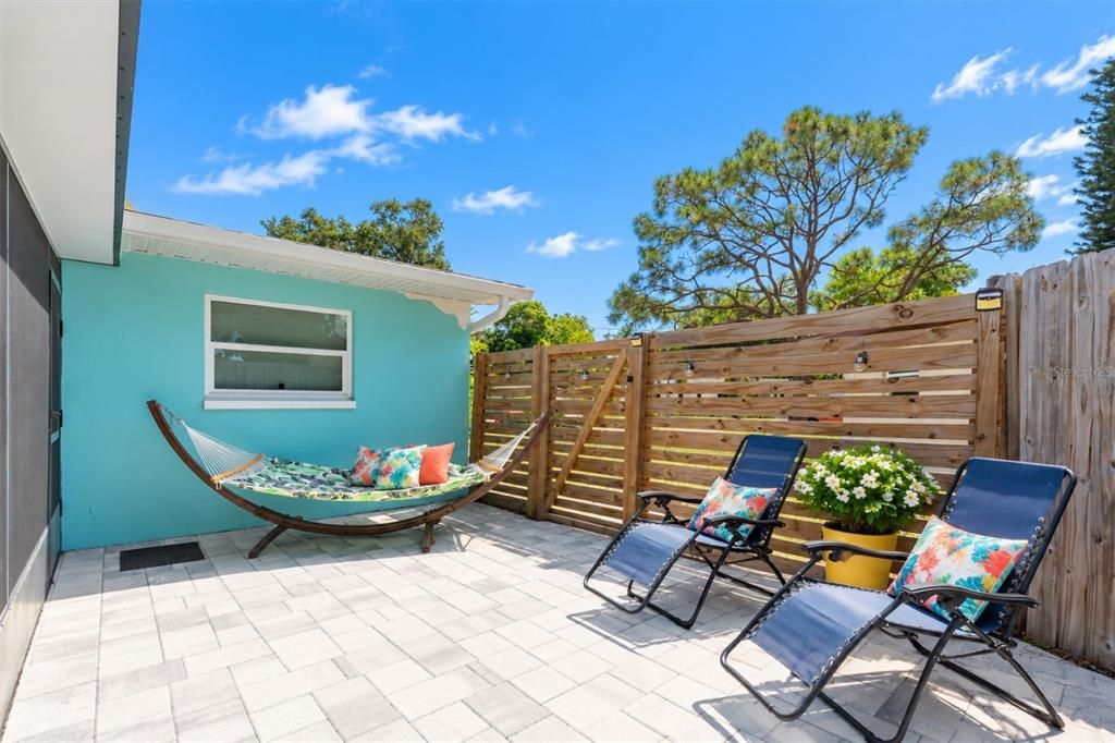 For Sale: $436,000 (3 beds, 2 baths, 1437 Square Feet)