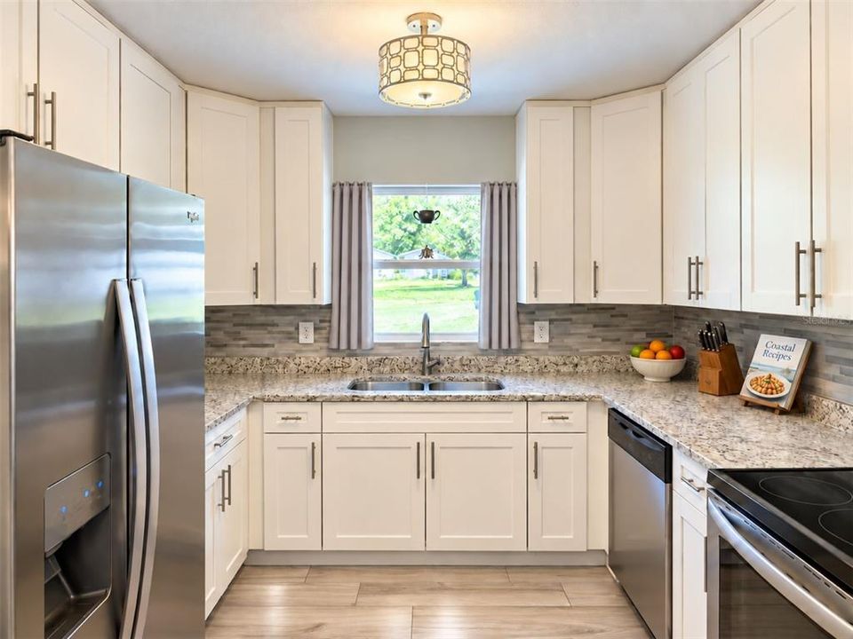 For Sale: $436,000 (3 beds, 2 baths, 1437 Square Feet)
