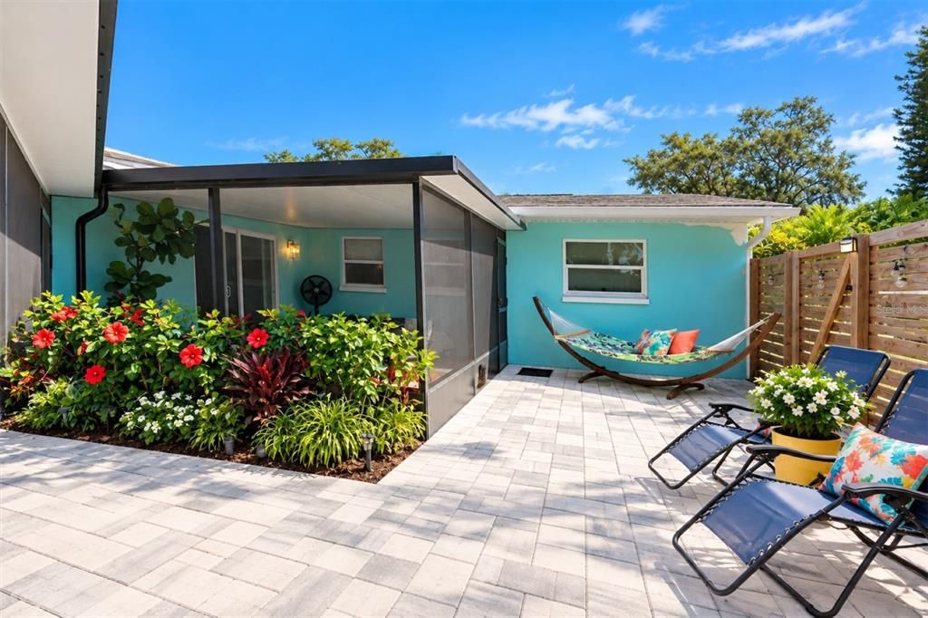 For Sale: $436,000 (3 beds, 2 baths, 1437 Square Feet)