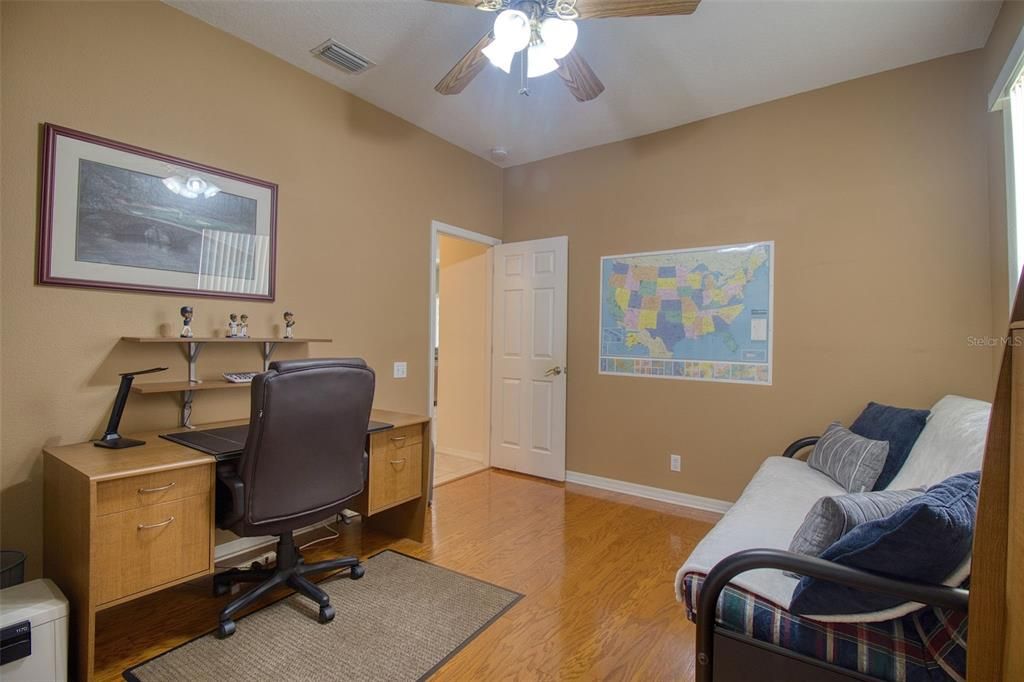 For Sale: $799,900 (4 beds, 3 baths, 2532 Square Feet)
