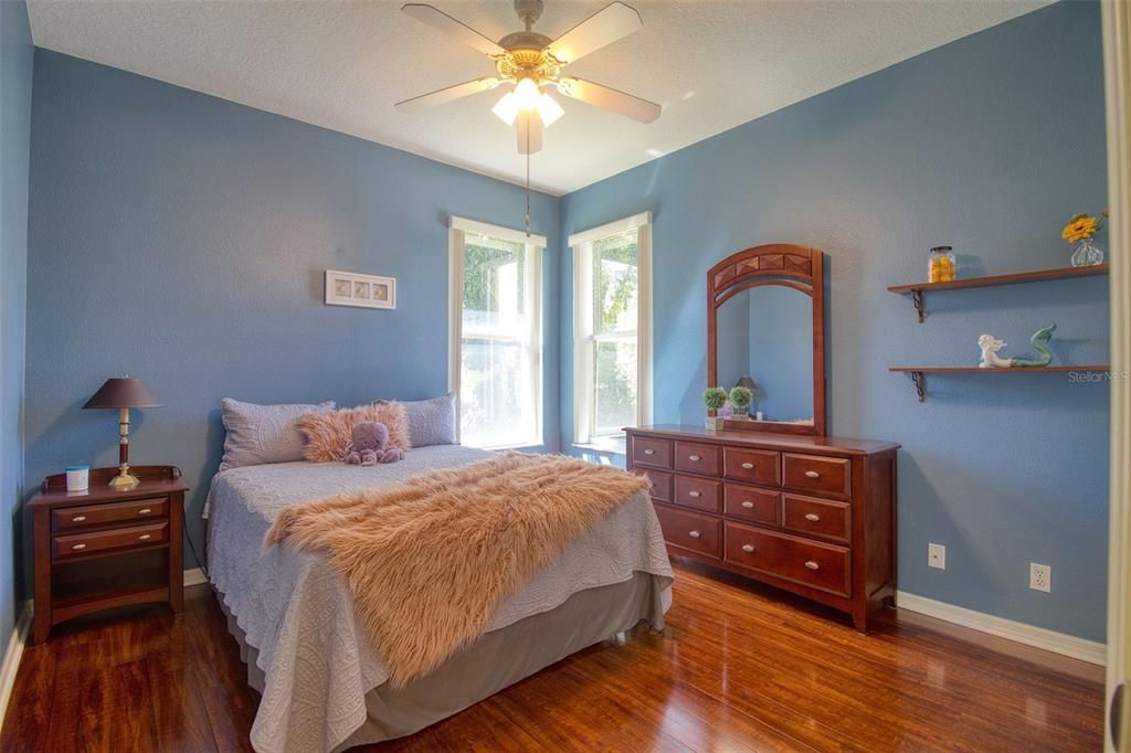 For Sale: $799,900 (4 beds, 3 baths, 2532 Square Feet)