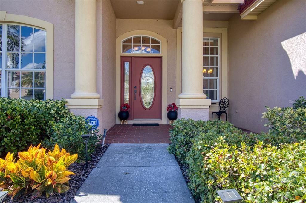 For Sale: $799,900 (4 beds, 3 baths, 2532 Square Feet)