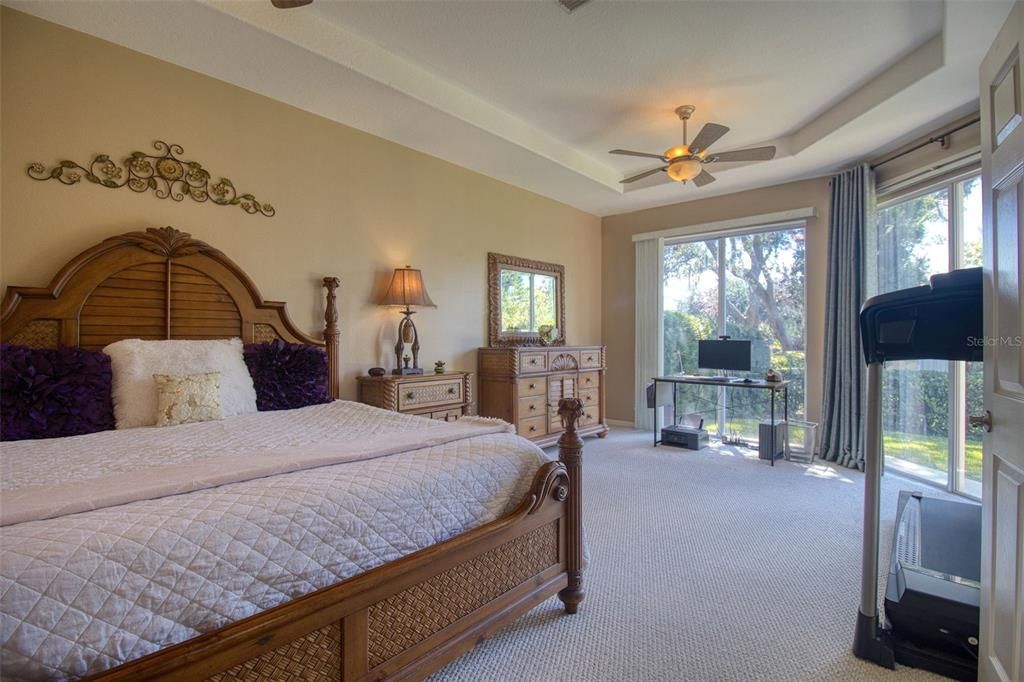 For Sale: $799,900 (4 beds, 3 baths, 2532 Square Feet)
