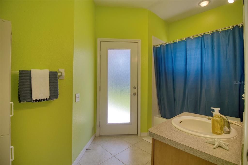 For Sale: $799,900 (4 beds, 3 baths, 2532 Square Feet)