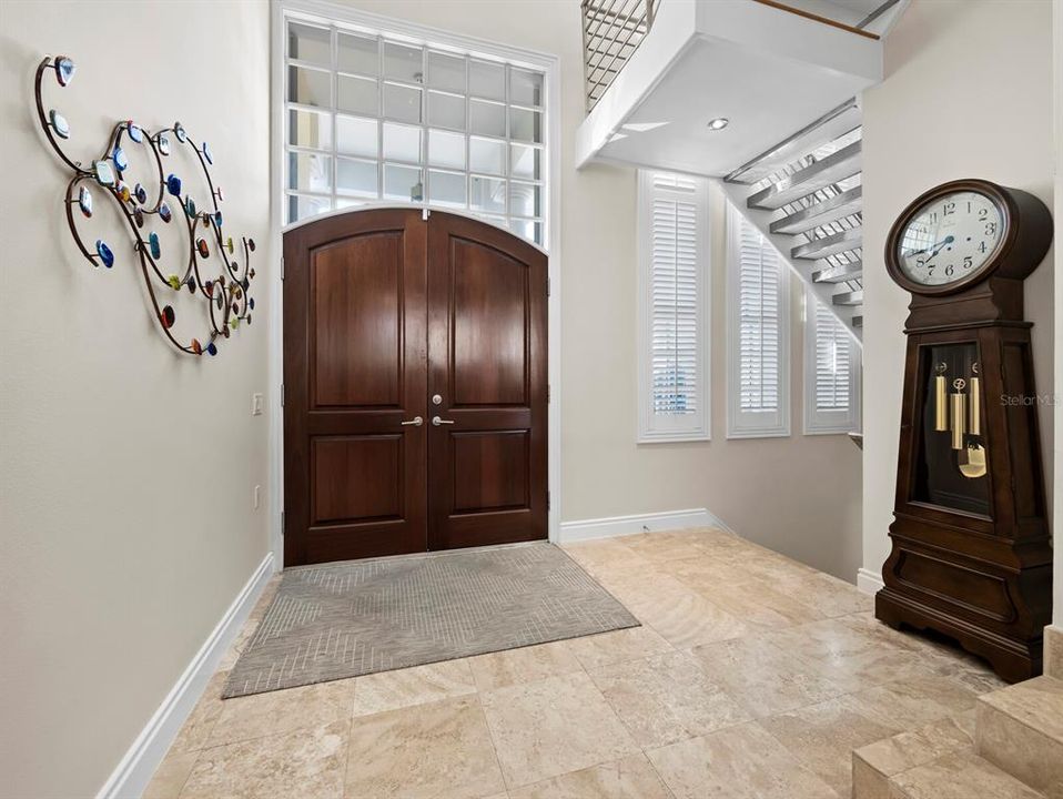 En Venta: $2,499,000 (3 camas, 3 baños, 3453 Pies cuadrados)