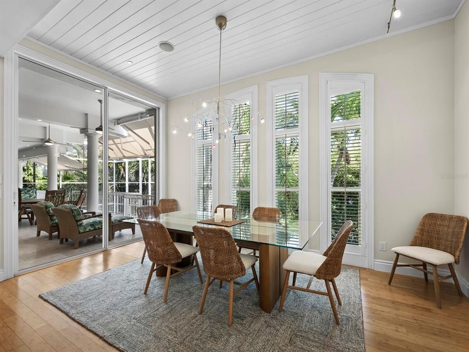 En Venta: $2,499,000 (3 camas, 3 baños, 3453 Pies cuadrados)
