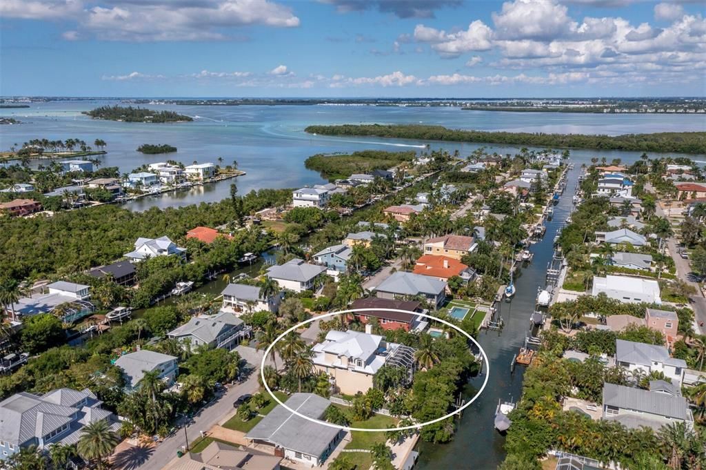 En Venta: $2,499,000 (3 camas, 3 baños, 3453 Pies cuadrados)