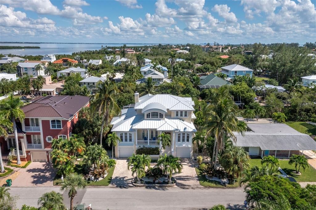En Venta: $2,499,000 (3 camas, 3 baños, 3453 Pies cuadrados)