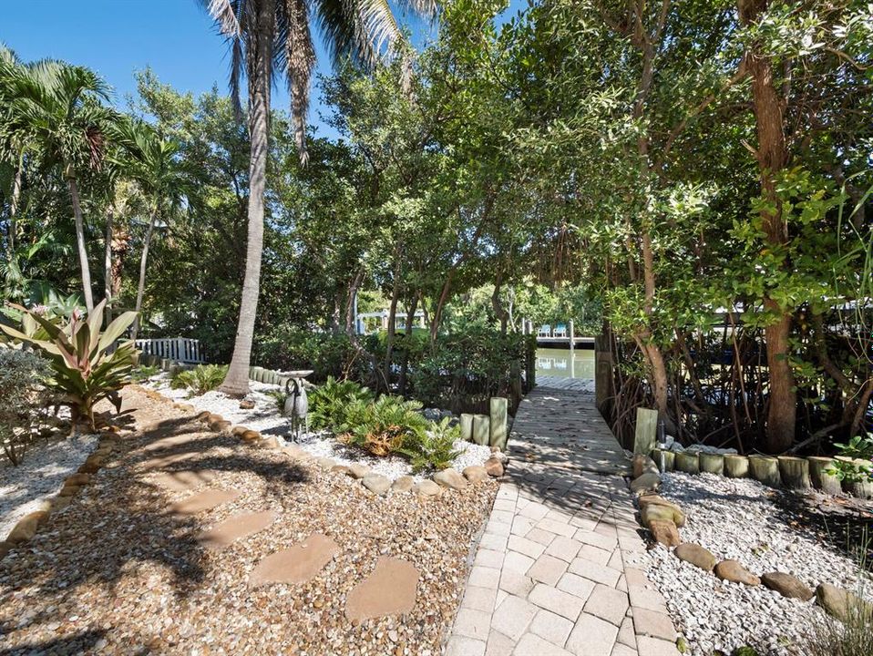 En Venta: $2,499,000 (3 camas, 3 baños, 3453 Pies cuadrados)