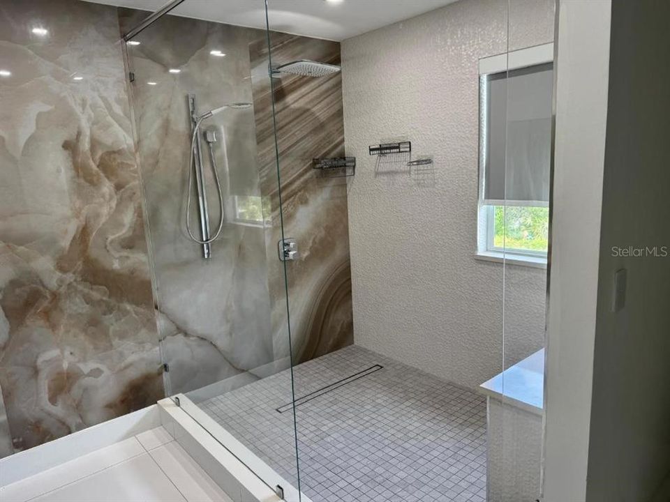 For Sale: $790,000 (5 beds, 3 baths, 3113 Square Feet)