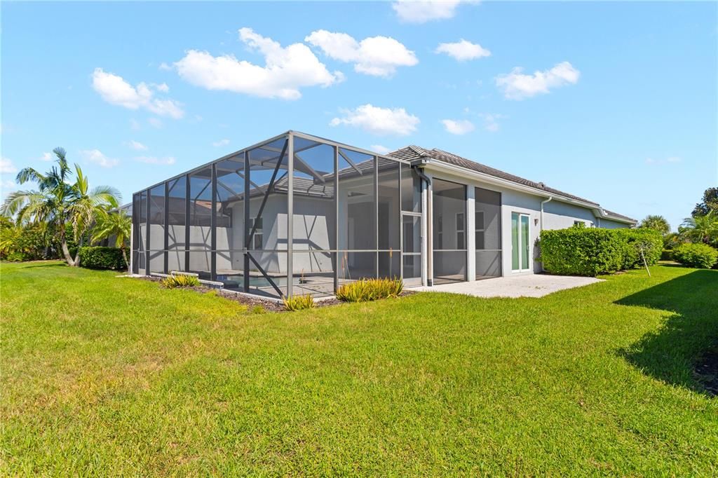 For Sale: $625,000 (2 beds, 2 baths, 1999 Square Feet)