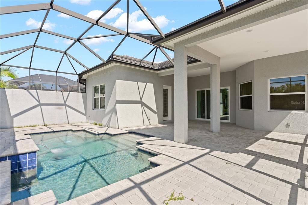 For Sale: $625,000 (2 beds, 2 baths, 1999 Square Feet)