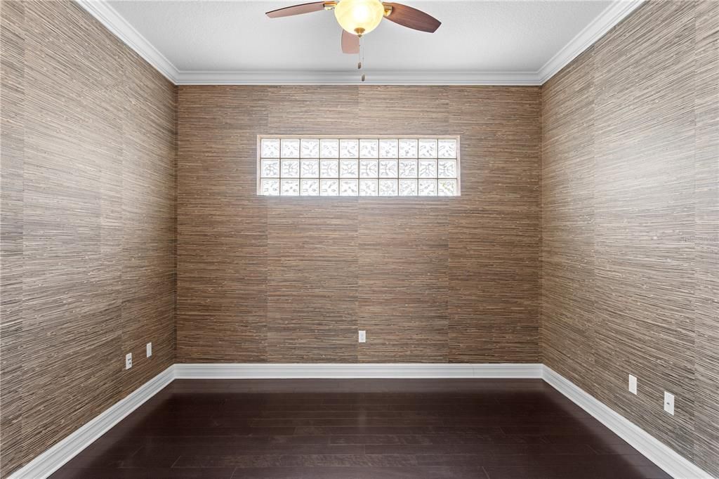 For Sale: $625,000 (2 beds, 2 baths, 1999 Square Feet)