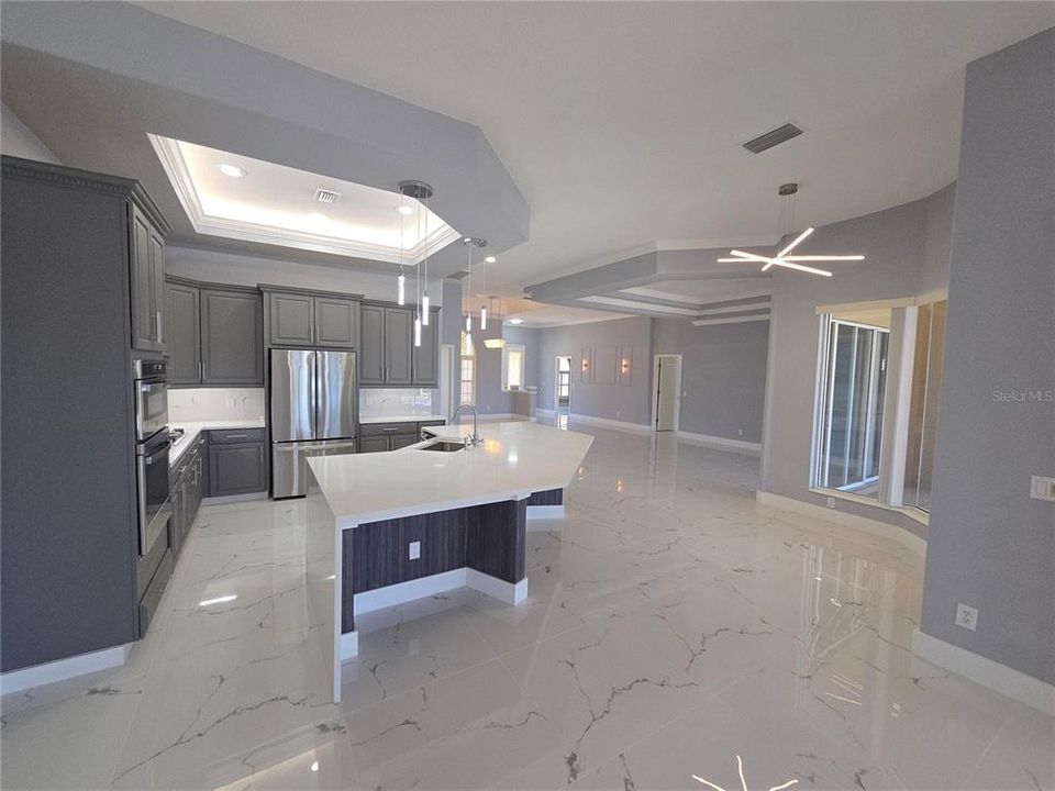 For Sale: $799,000 (4 beds, 3 baths, 2948 Square Feet)