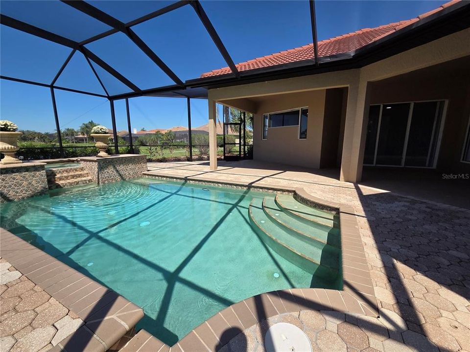 For Sale: $799,000 (4 beds, 3 baths, 2948 Square Feet)