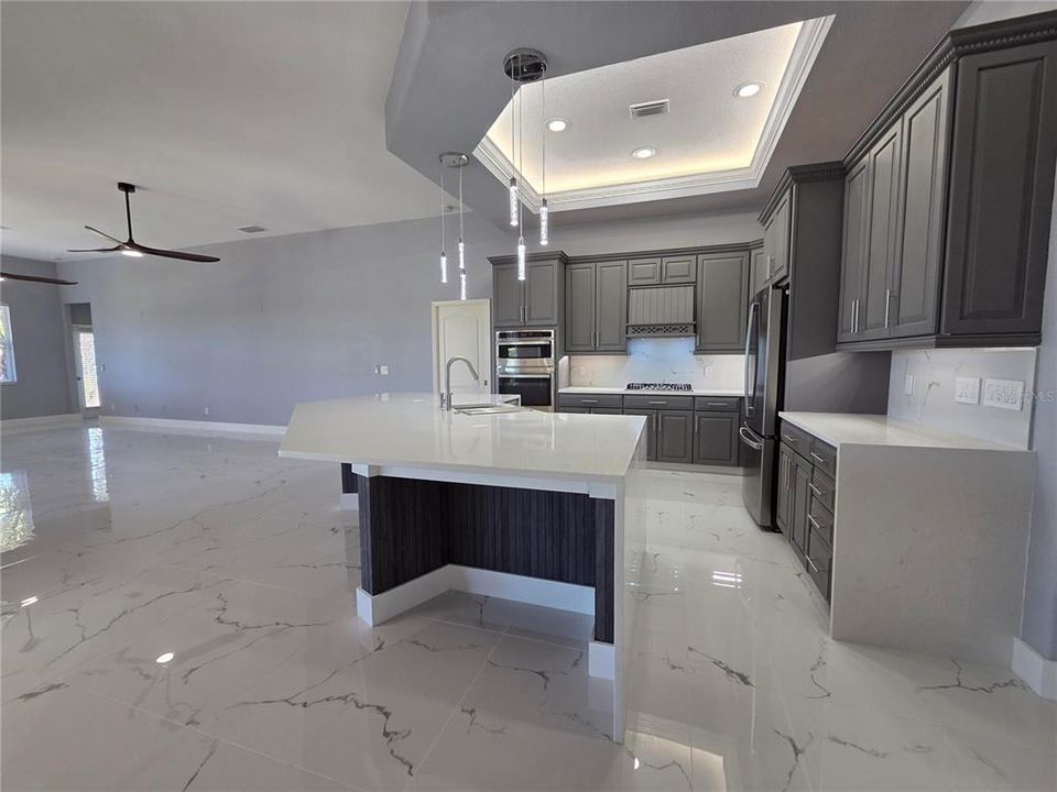 For Sale: $799,000 (4 beds, 3 baths, 2948 Square Feet)