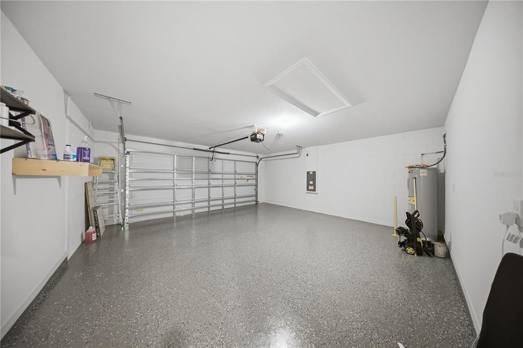 На продажу: $384,900 (3 спален, 2 ванн, 1670 Квадратных фут)