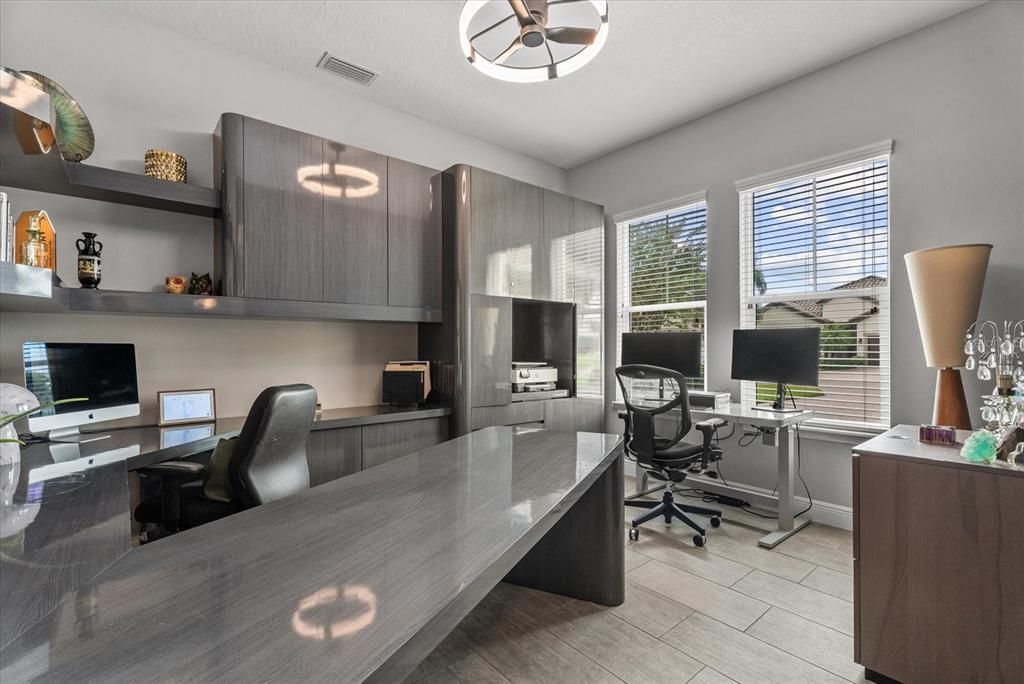 For Sale: $999,000 (4 beds, 3 baths, 3083 Square Feet)