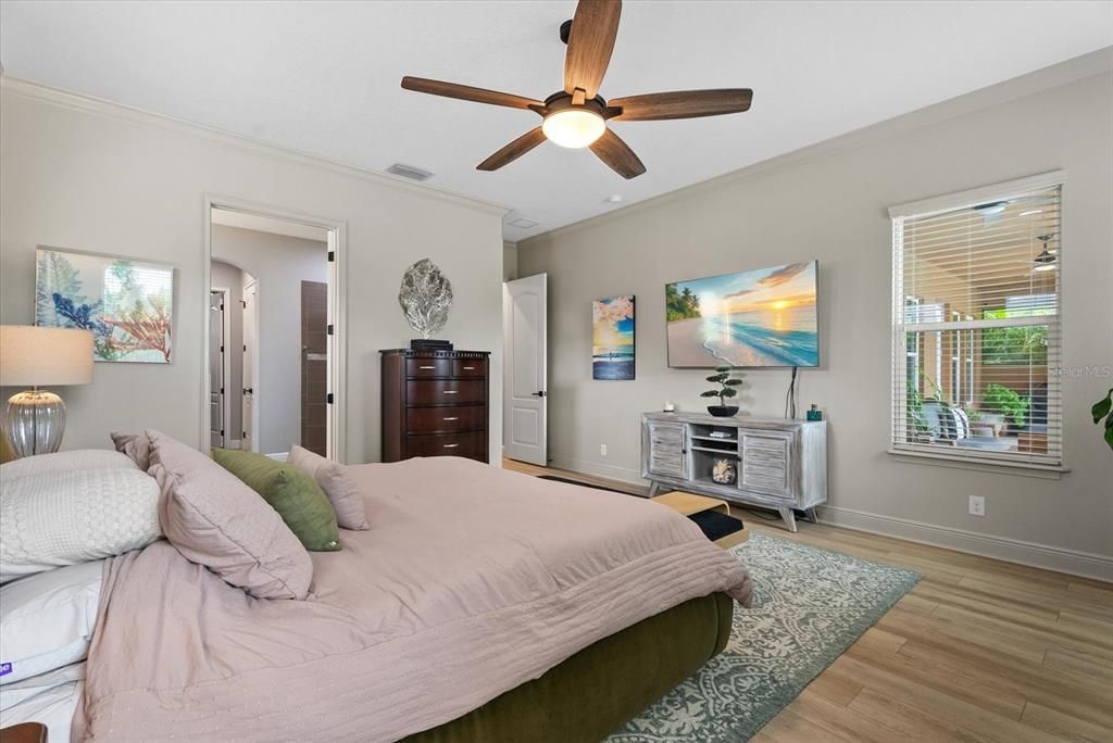 For Sale: $999,000 (4 beds, 3 baths, 3083 Square Feet)