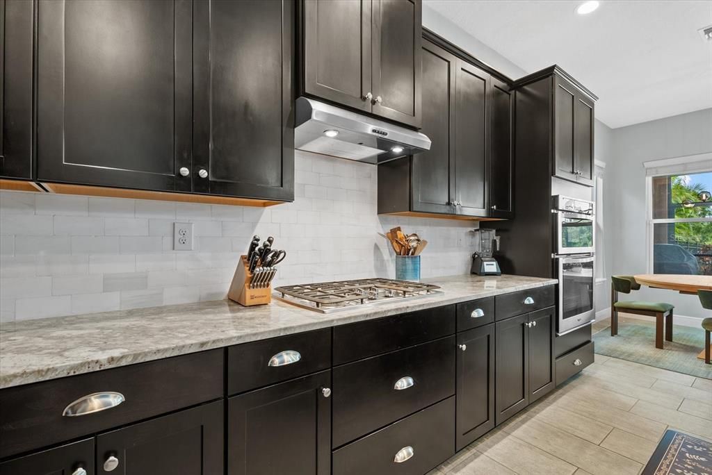 For Sale: $999,000 (4 beds, 3 baths, 3083 Square Feet)