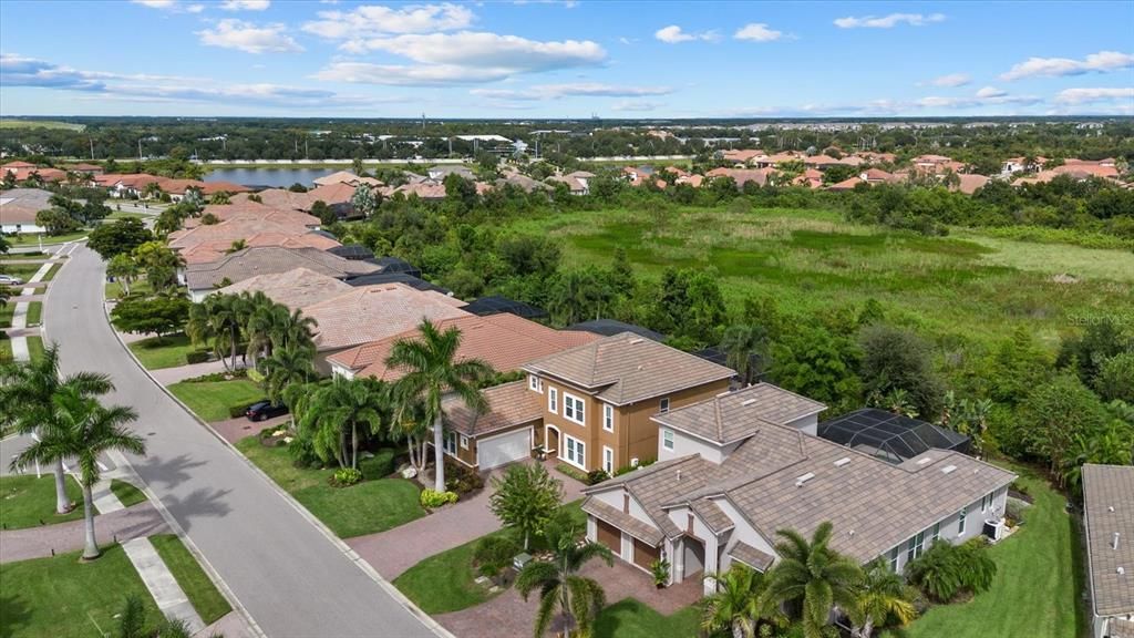 For Sale: $999,000 (4 beds, 3 baths, 3083 Square Feet)