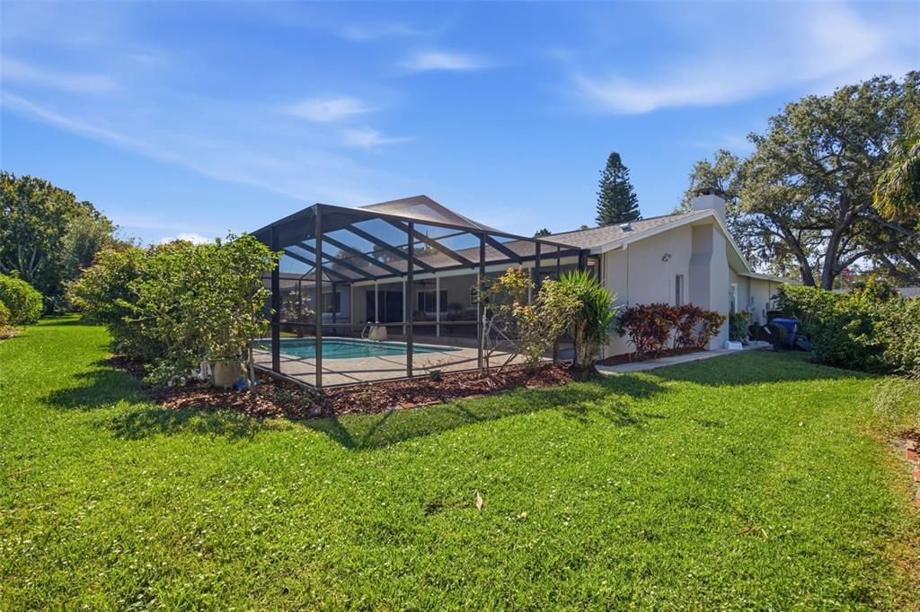 For Sale: $1,225,000 (4 beds, 3 baths, 3653 Square Feet)