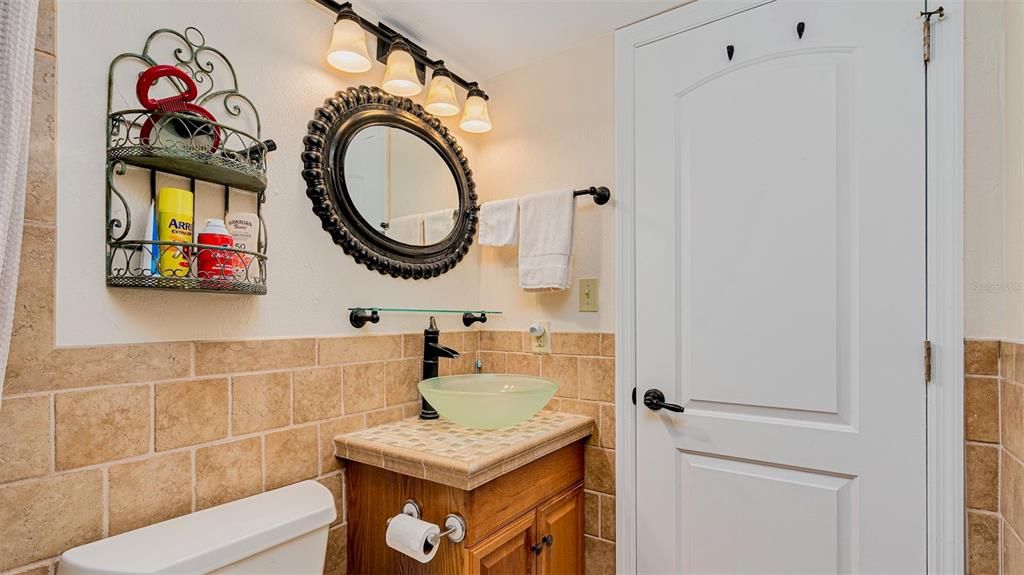 For Sale: $169,900 (0 beds, 1 baths, 297 Square Feet)
