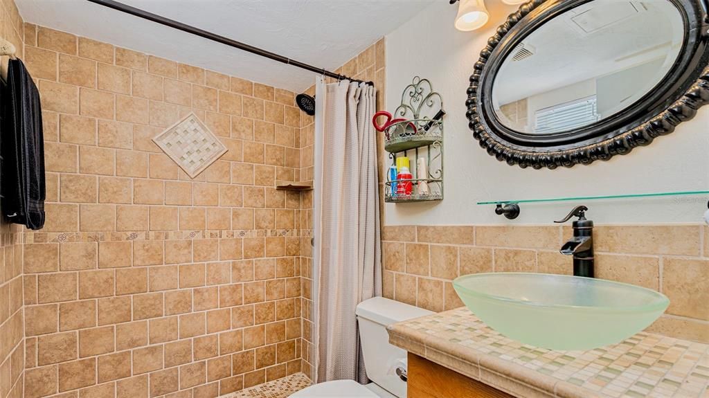 For Sale: $169,900 (0 beds, 1 baths, 297 Square Feet)