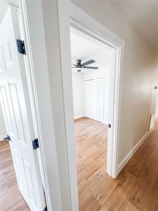 For Sale: $379,999 (3 beds, 1 baths, 1225 Square Feet)