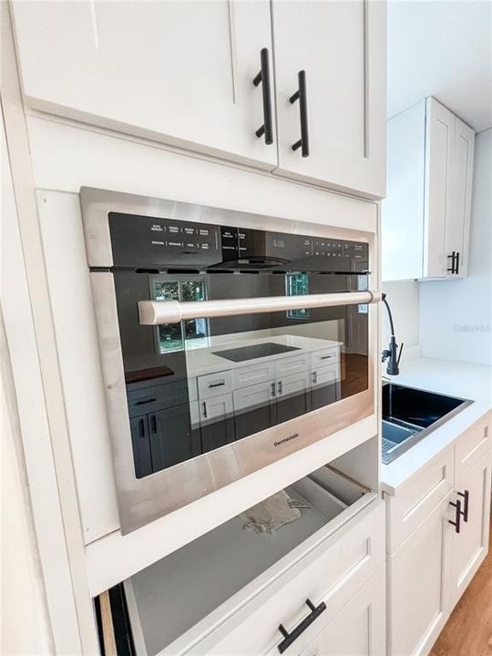 For Sale: $379,999 (3 beds, 1 baths, 1225 Square Feet)